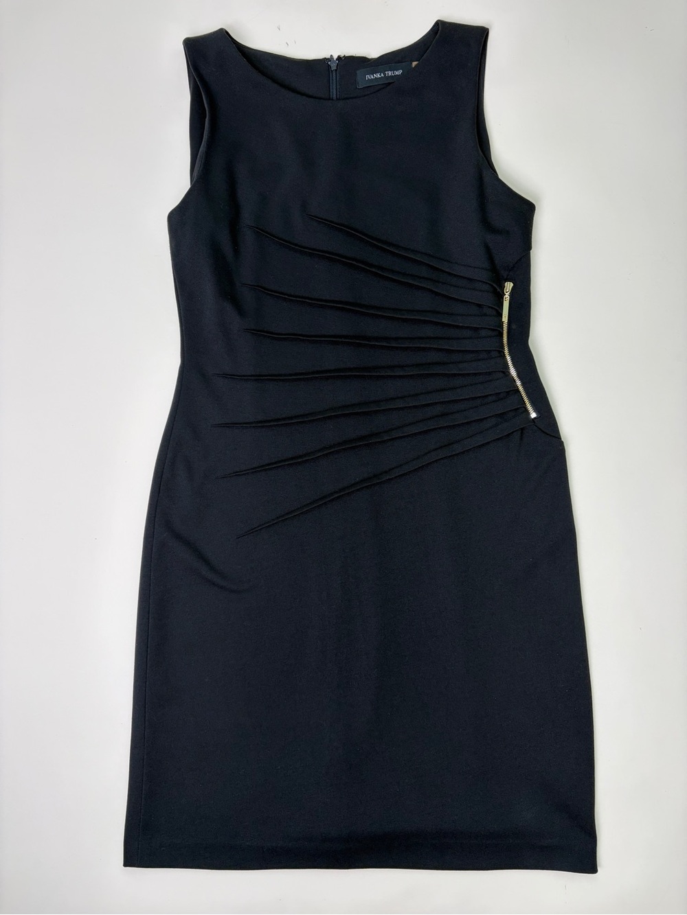 Ivanka Trump Black Sunburst Pleated Side Zip Sheath Dress Size 10